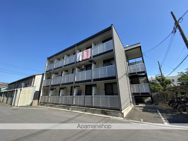 レオパレスひまわり荘の外観写真