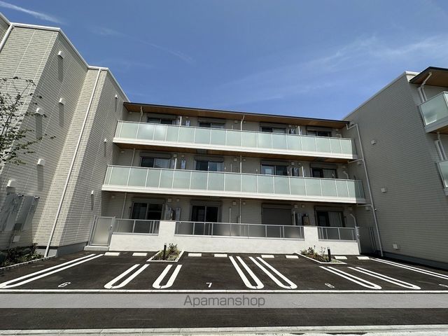 シャーメゾンステージ宇品東の外観写真