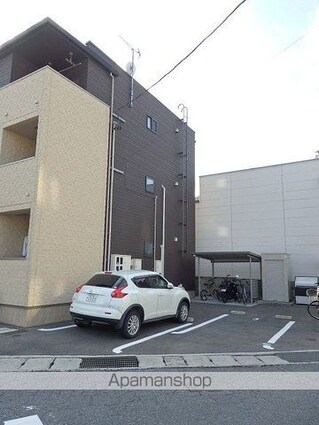 エン[1K/26.22m2]の駐車場