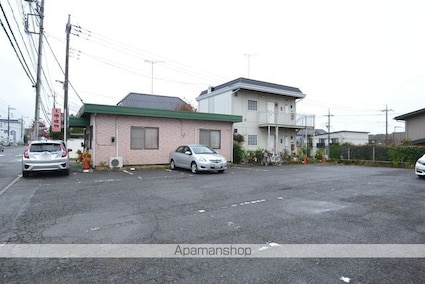 ＷＥＲＤＥＮ　ｆｉｒｓｔ　ｂｌｄｇ[1DK/28.35m2]の駐車場
