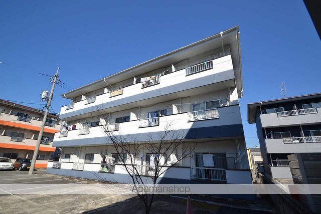 尾形ハイツD棟の外観写真