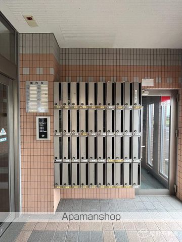 細谷マンションの外観写真