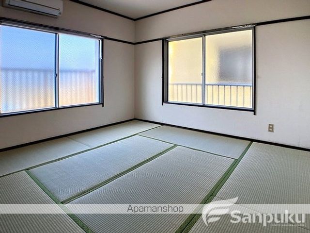 第2中須賀マンションの内装写真