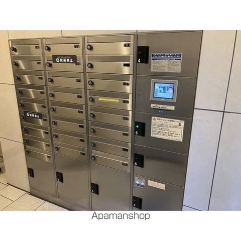 コスモリード東日暮里の外観写真