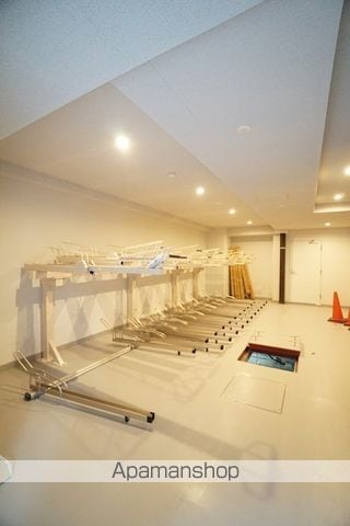 メインステージ三ノ輪WESTの内装写真