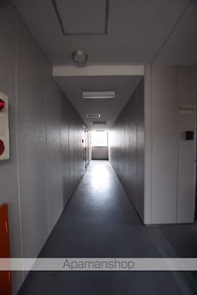 グランドール弐番館[1K/24.9m2]のエントランス