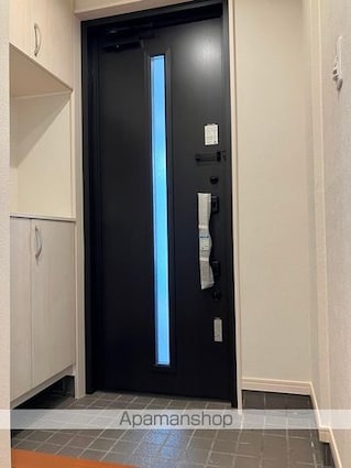 大久保戸建[4LDK/104.49m2]の玄関