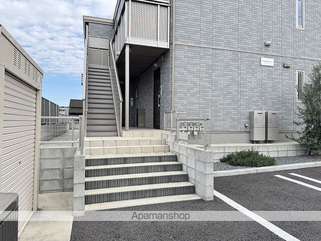 GRANDIOSOの玄関写真
