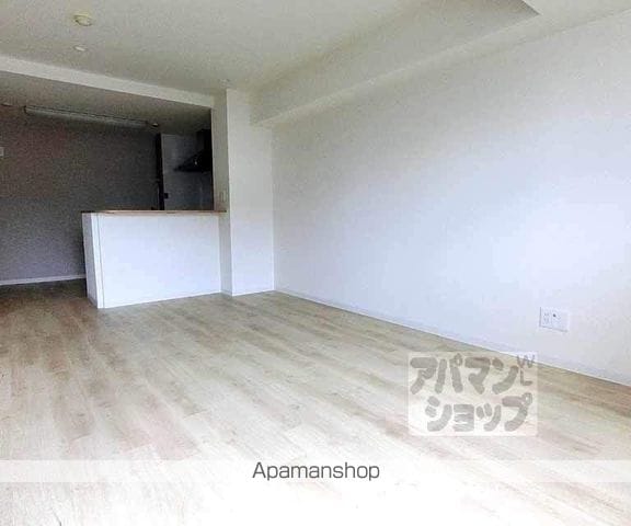 パインフィールド五条の内装写真