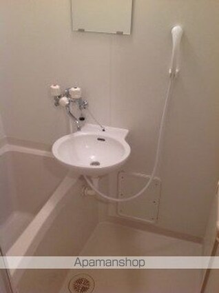 レオパレスパピヨンＡ[1K/23.61m2]のバス