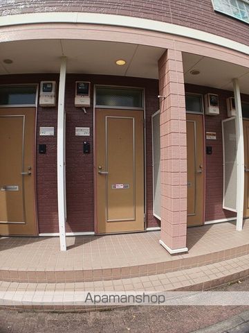 サンライズ・K B棟の玄関写真