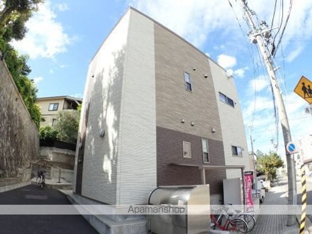 プラタナス旭町の外観写真