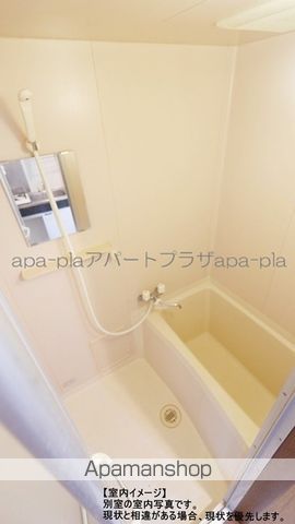 ピッコロモンドの内装写真