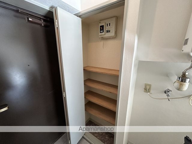 メゾンクレスト元町の内装写真