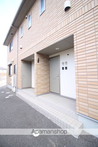 ハピネス Aの玄関写真