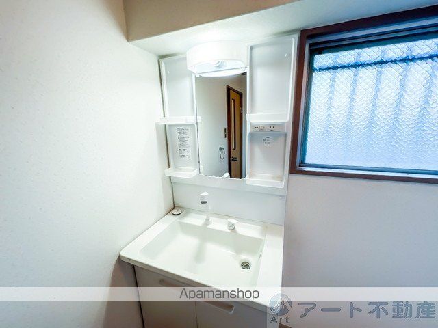 シャルマンコーポ垣生の内装写真