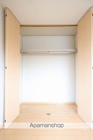 レーヴェンス温品 弐番館の内装写真