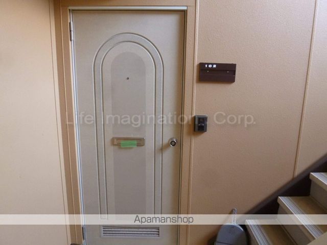 フェリシタス八日市の玄関写真