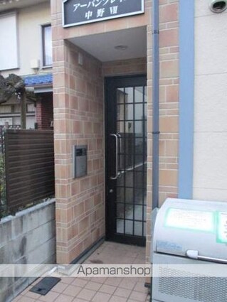 アーバンプレイス中野Ⅶ[1R/9.96m2]のエントランス1