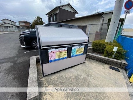 ミルト仏生山Ａ[1LDK/37.76m2]の共用部1