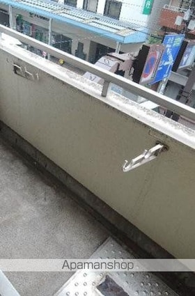 ラウスパレス三軒茶屋[1DK/29.7m2]のバルコニー