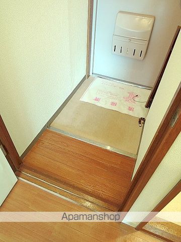 ネスト南13条の内装写真