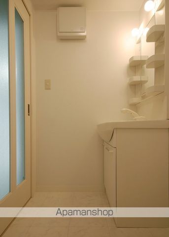 予讃線 丸亀駅 徒歩7分 7階建 築20年の内装写真