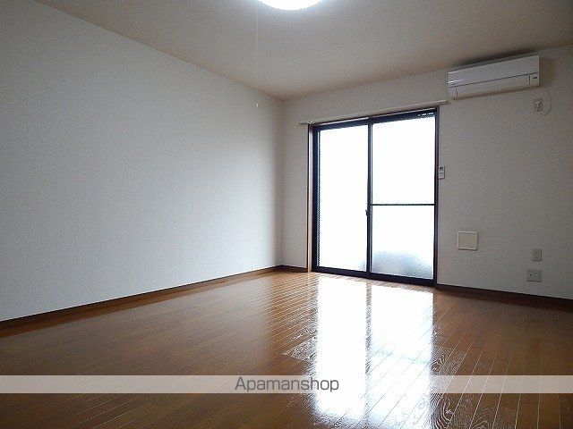 アムール 中原の内装写真