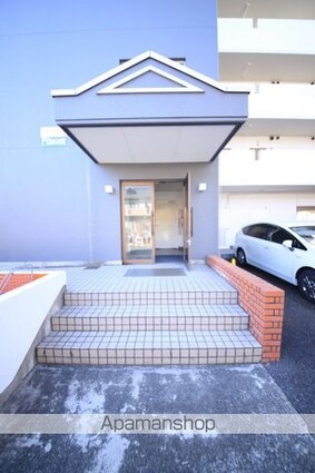アヴァンセ南大沢[1K/20.62m2]のエントランス