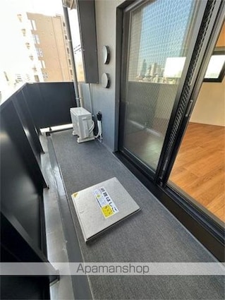 ＺＯＯＭ信濃町[1R/29.48m2]のバルコニー