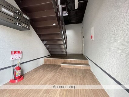 プリエ[1LDK/38.83m2]のエントランス1