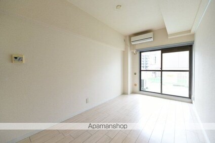 ハイシティ高田馬場[1R/15.55m2]のリビング・居間1