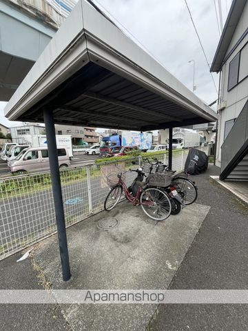 第2フラワービルの外観写真