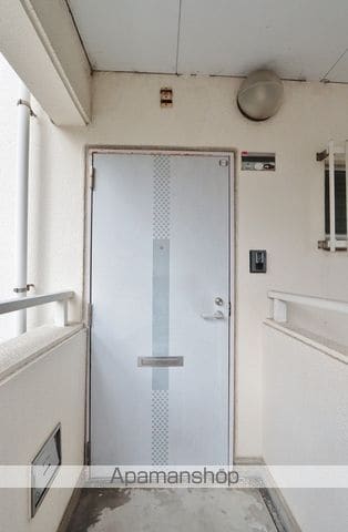 QUATROの玄関写真