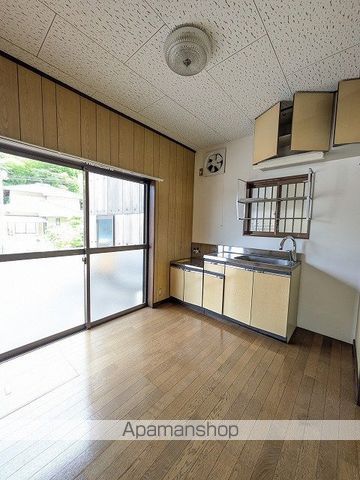 慈悲尾戸建の内装写真