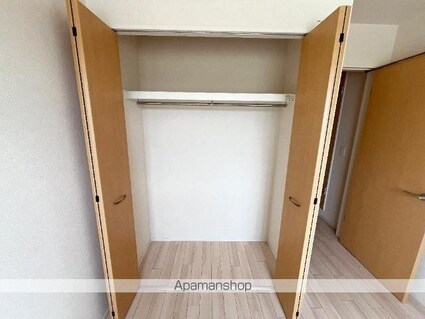 グランドゥール宮前[1LDK/42.89m2]の収納