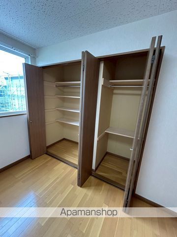 パリティーの内装写真