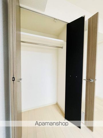 プレサンスSAKAEリバースタイルの内装写真