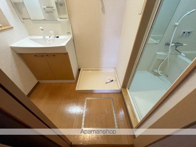 ヴィラージュ新木屋瀬の内装写真