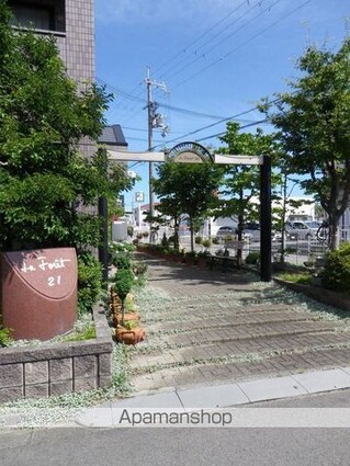 和歌山県和歌山市榎原[2LDK/57.75m2]のエントランス2