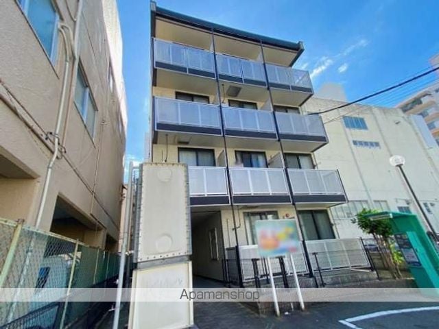レオパレス葵の玄関写真