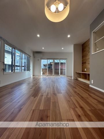 千住寿町戸建の内装写真