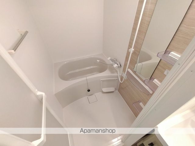 ADVANCE江坂ラシュレの内装写真