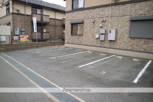 和歌山県和歌山市太田[1R/27.77m2]の駐車場