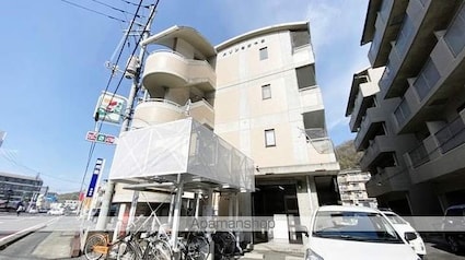 メゾンなかやま[1K/24.5m2]の外観2
