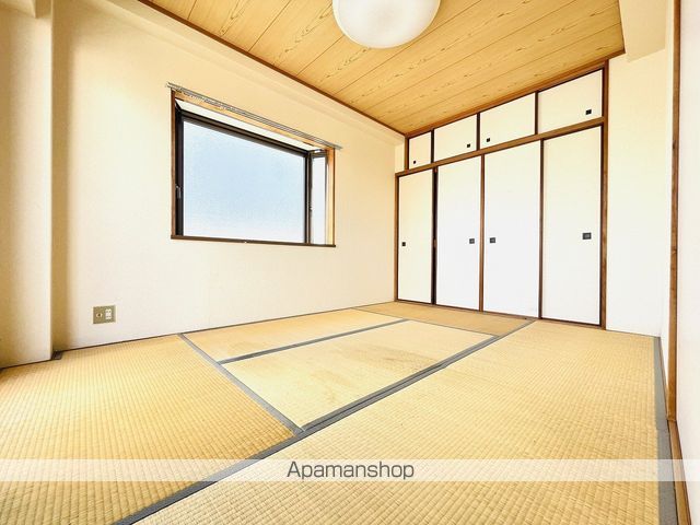 アーチスト赤川の内装写真