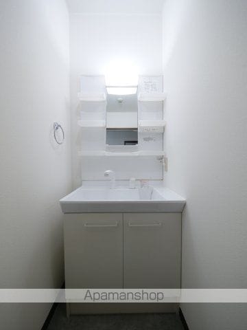 アクセスワケの内装写真