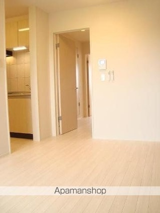 クレオール[1LDK/42.89m2]のリビング・居間4