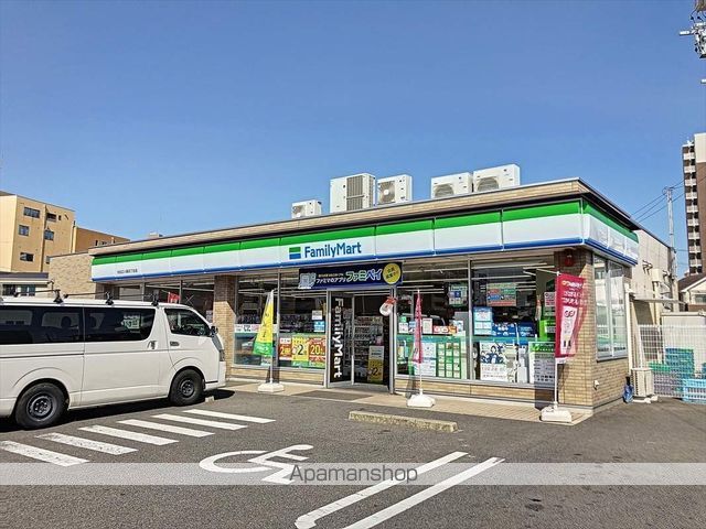K.ラルジェの周辺写真