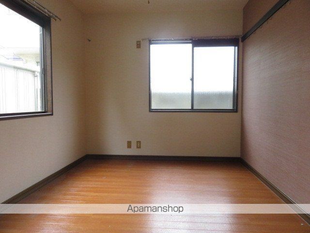 エトワール三津屋B棟の内装写真